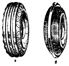 Рис. 4. Тракторные шины с продольным рисунком: а - с канавками; б - с выступом